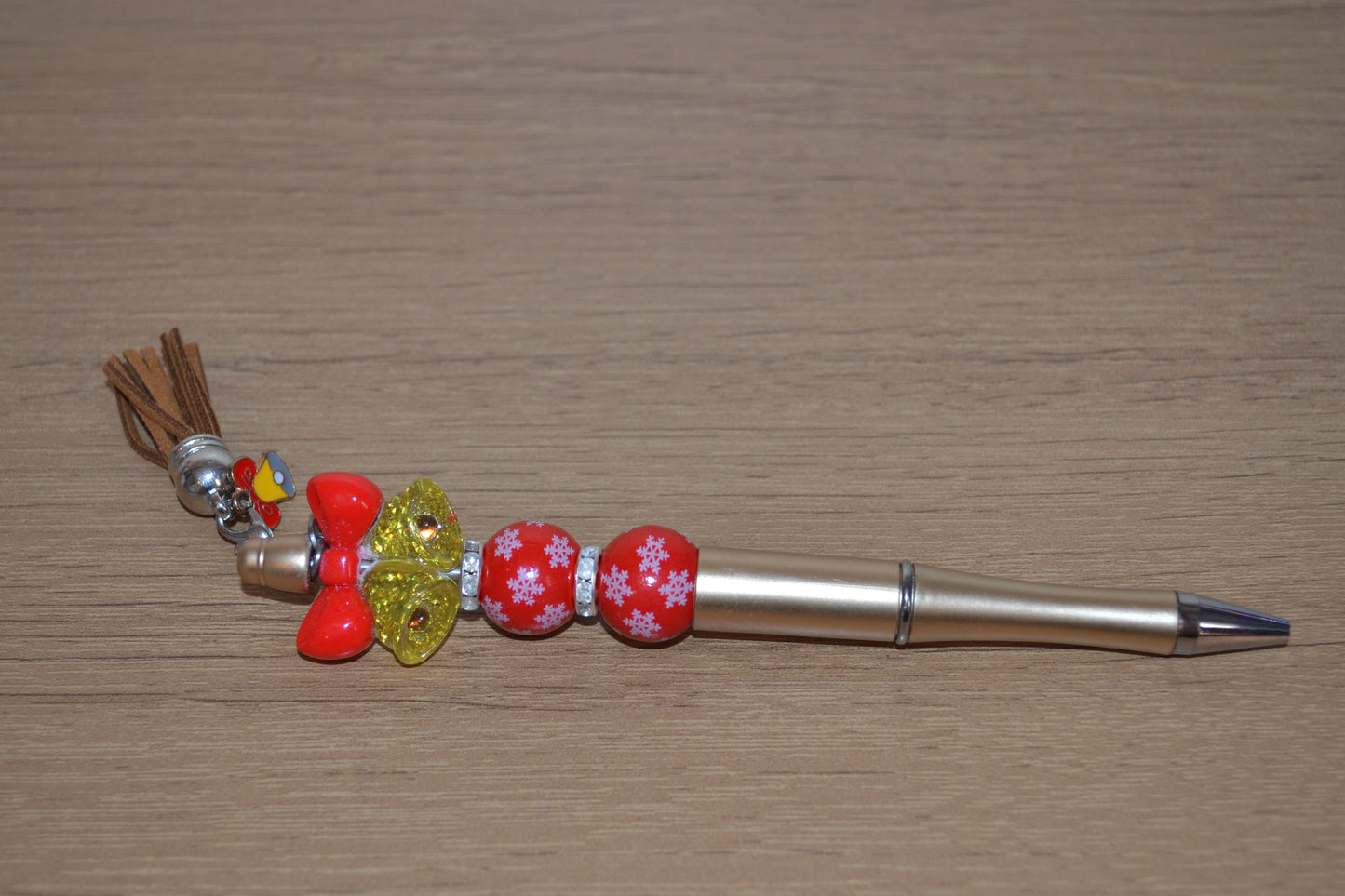Christmas beaded pen